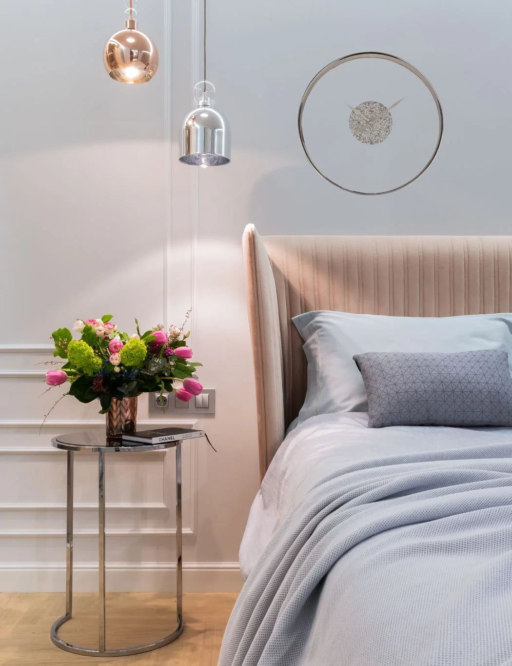 Silver Crushed Crystal Wall Clock – Silent Round Elegant Silver Accent | Sparkle Decors UK