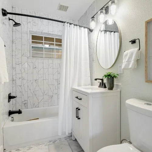 MIRRORED BATHROOM ACCESSORIES