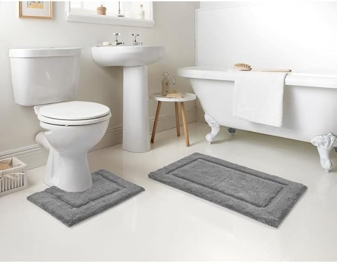 Grey washable bath mat