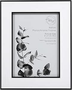 Monochrome wall mounted photo frames 8x6in