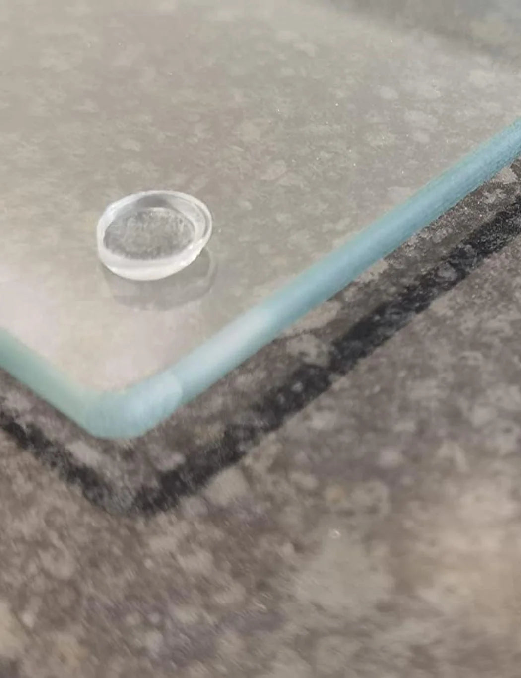 Extra Large Clear Glass Worktop Saver 52×60 cm – Heat & Scratch Resistant Protector | Sparkle Decors UK