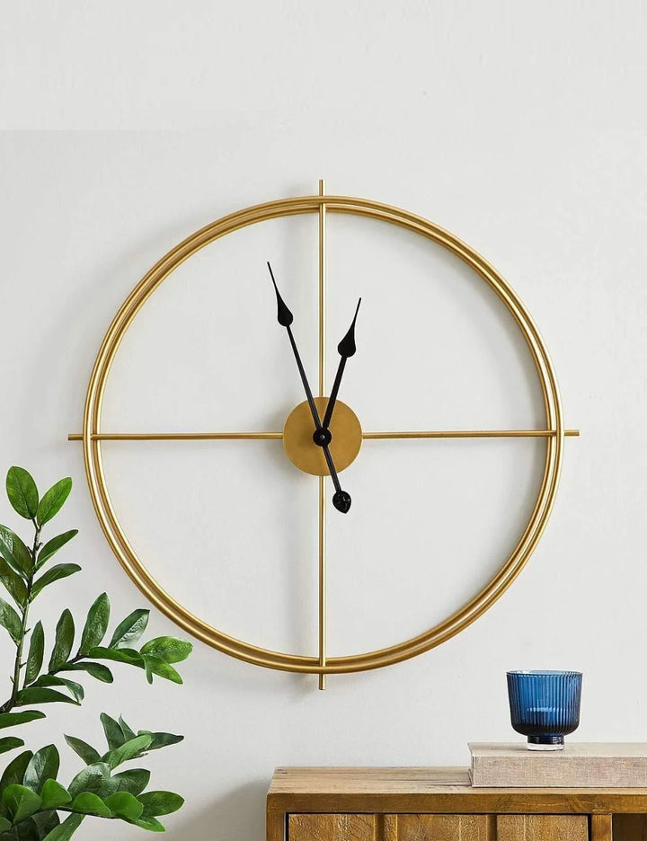 Large 60cm Gold Metal Wall Clock – Silent Sweep Design