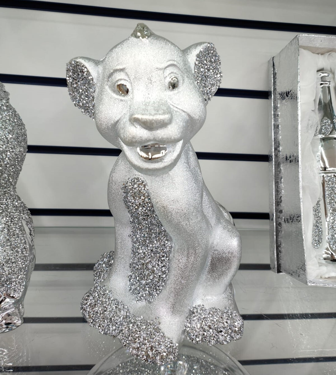 Bling crushed diamond King Simba silver ceramic ornament