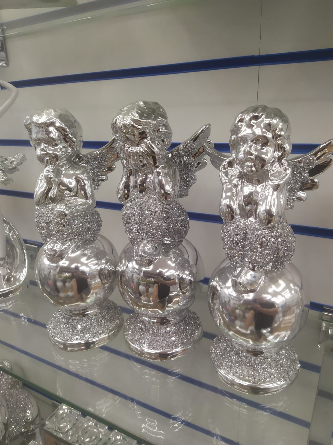 Silver angels ornament figurines set