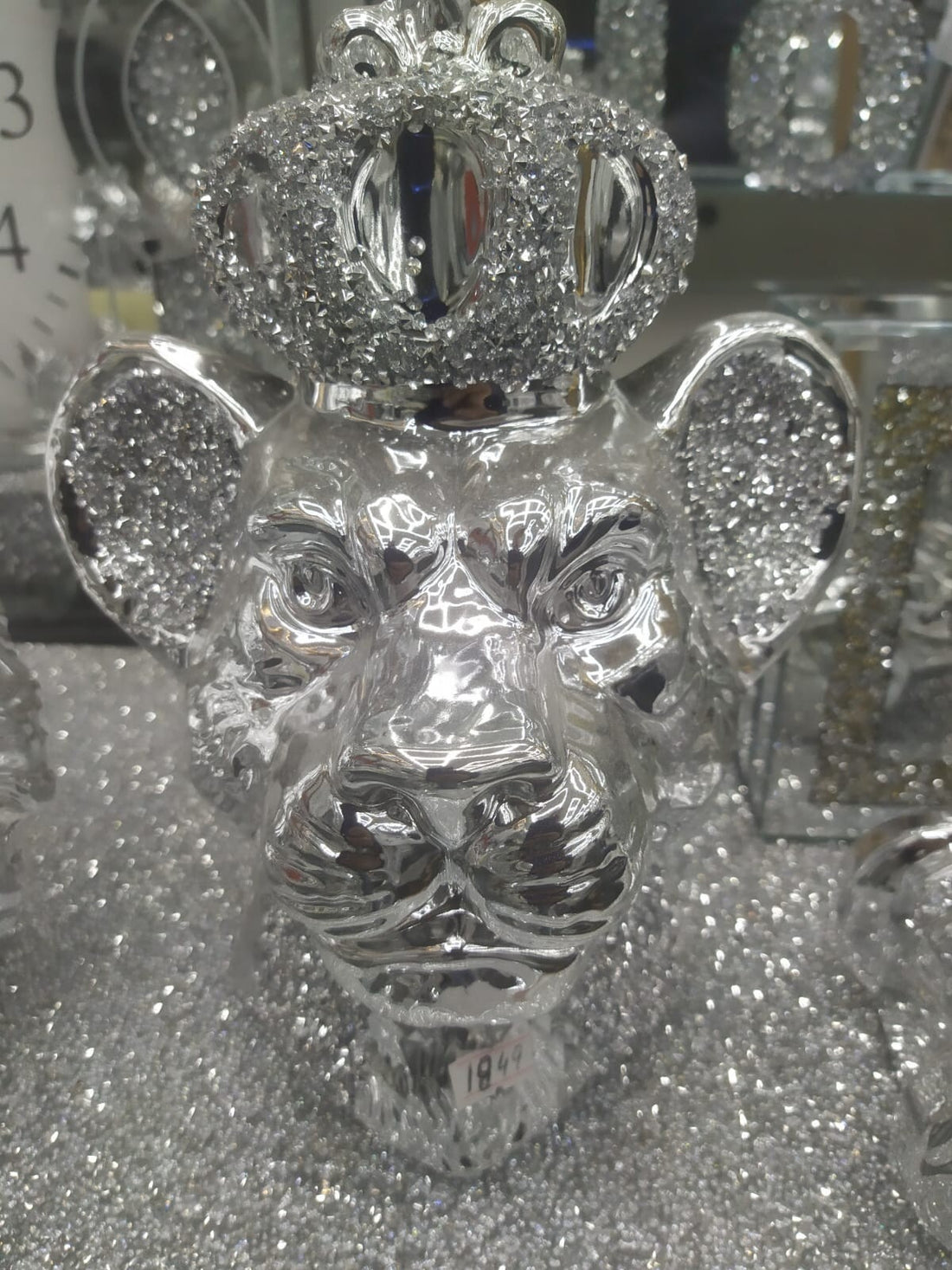 Lion Queen Crystal Ornament crushed diamond lion statue
