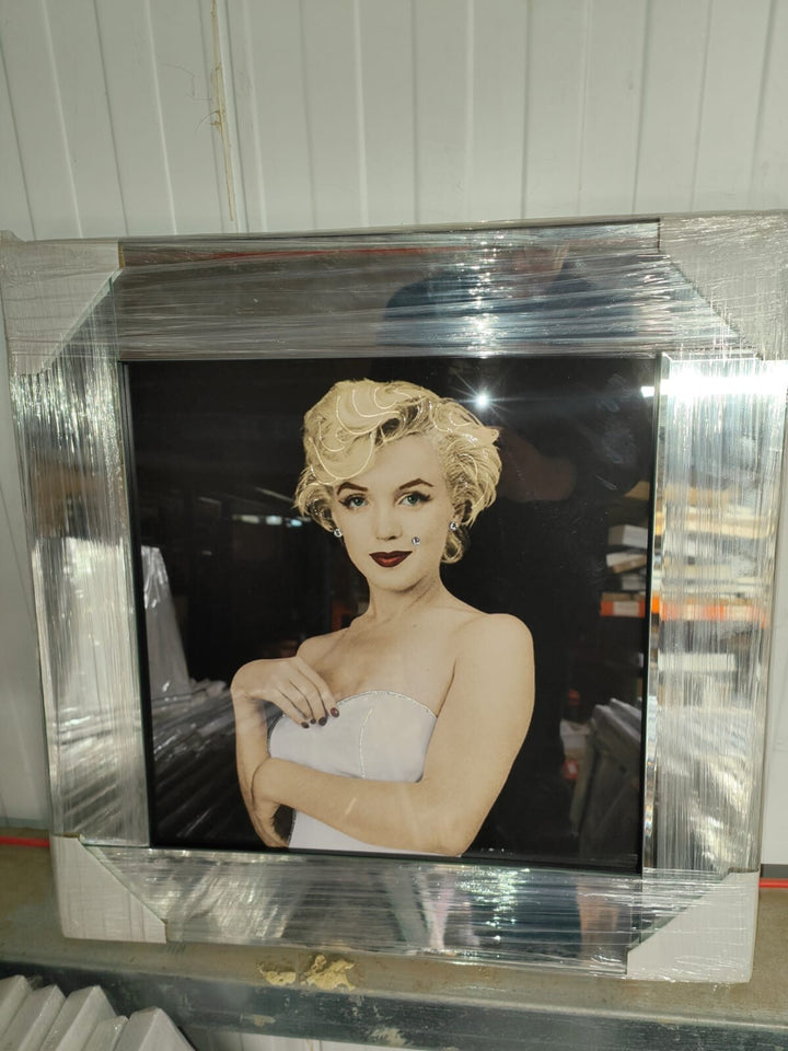 Marilyn Monroe Pose Wall Art