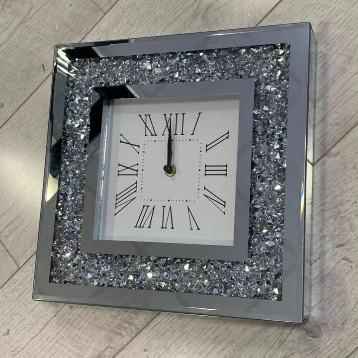 Sparkly silver crushed diamond wall clock