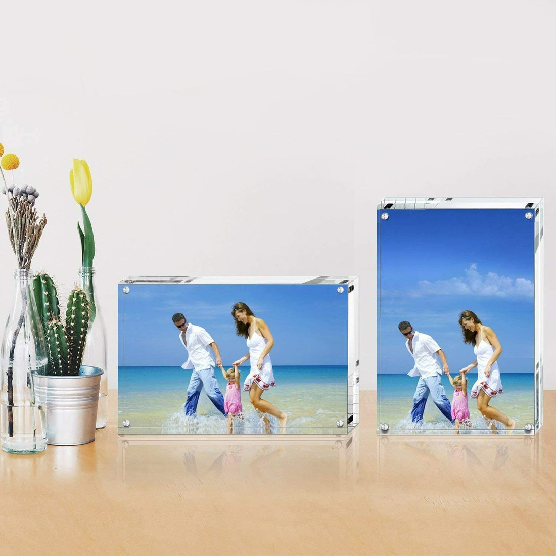 Free-standing acrylic photo block 6x4