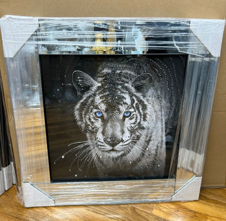 Tiger liquid wall art mirrored frame