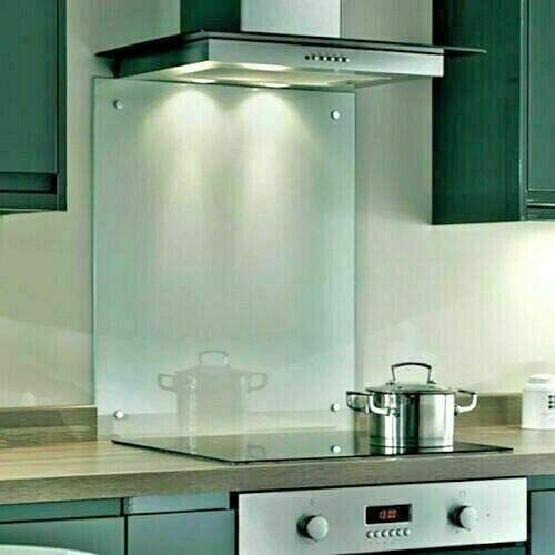Clear toughened heat resistant kitchen splashback